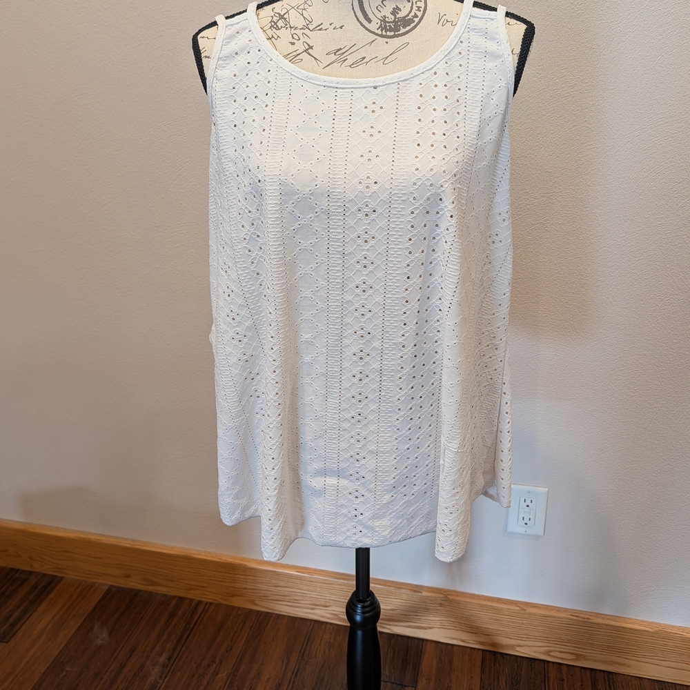 Women's White Eyelet Sleeveless Top